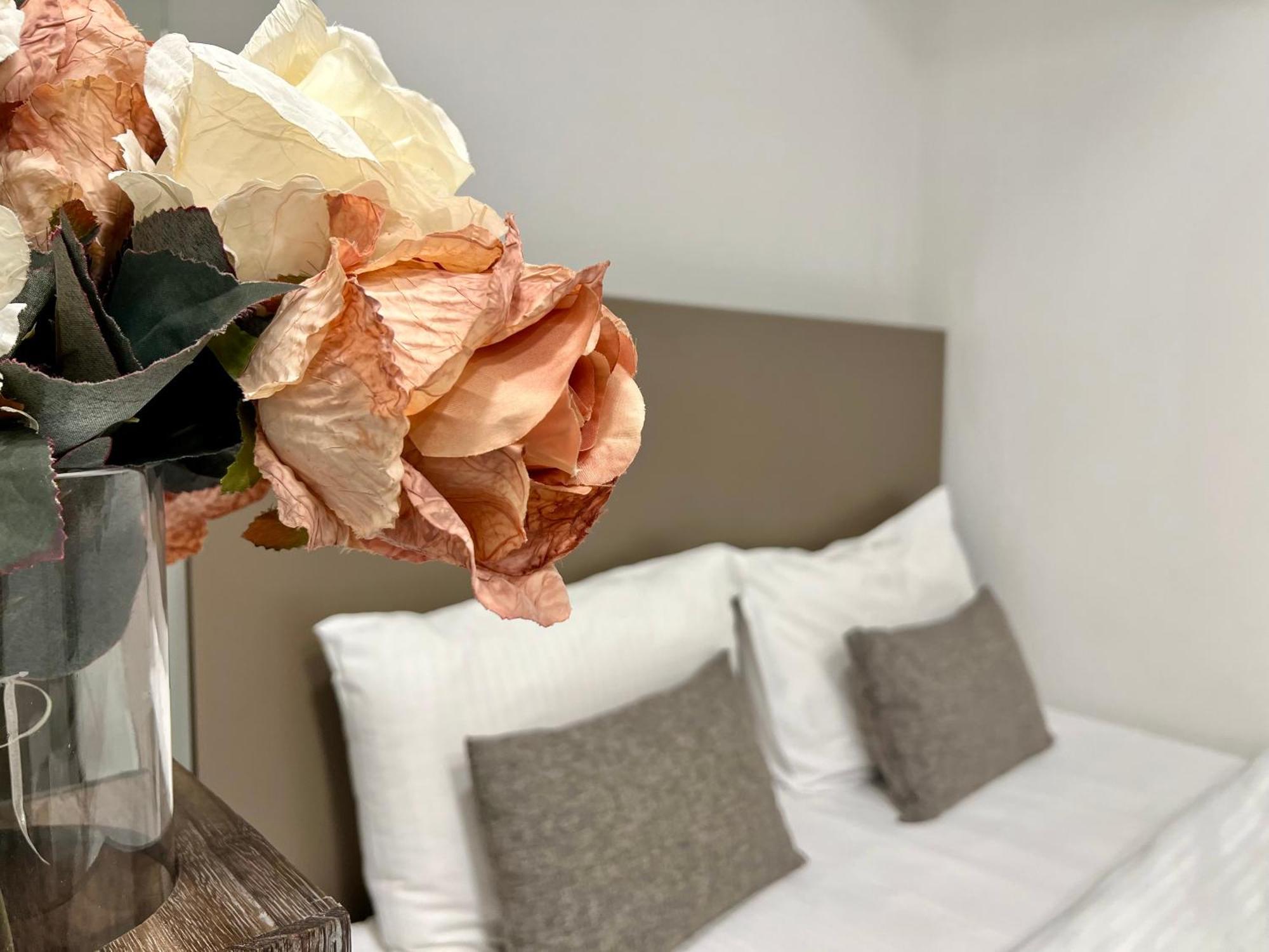 Yvn Tumanyan Apart-Hotel Yerevan Luaran gambar