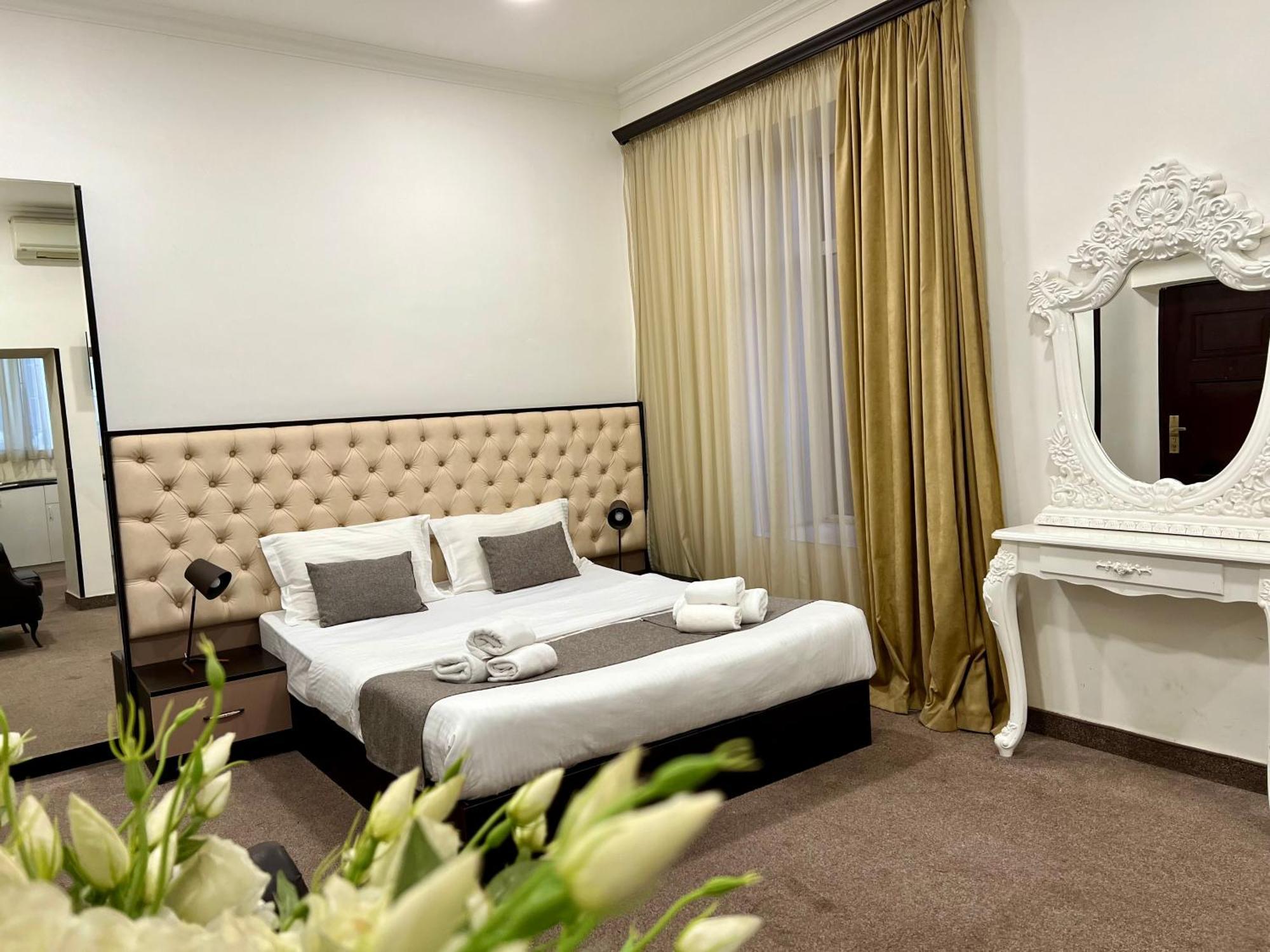 Yvn Tumanyan Apart-Hotel Yerevan Luaran gambar