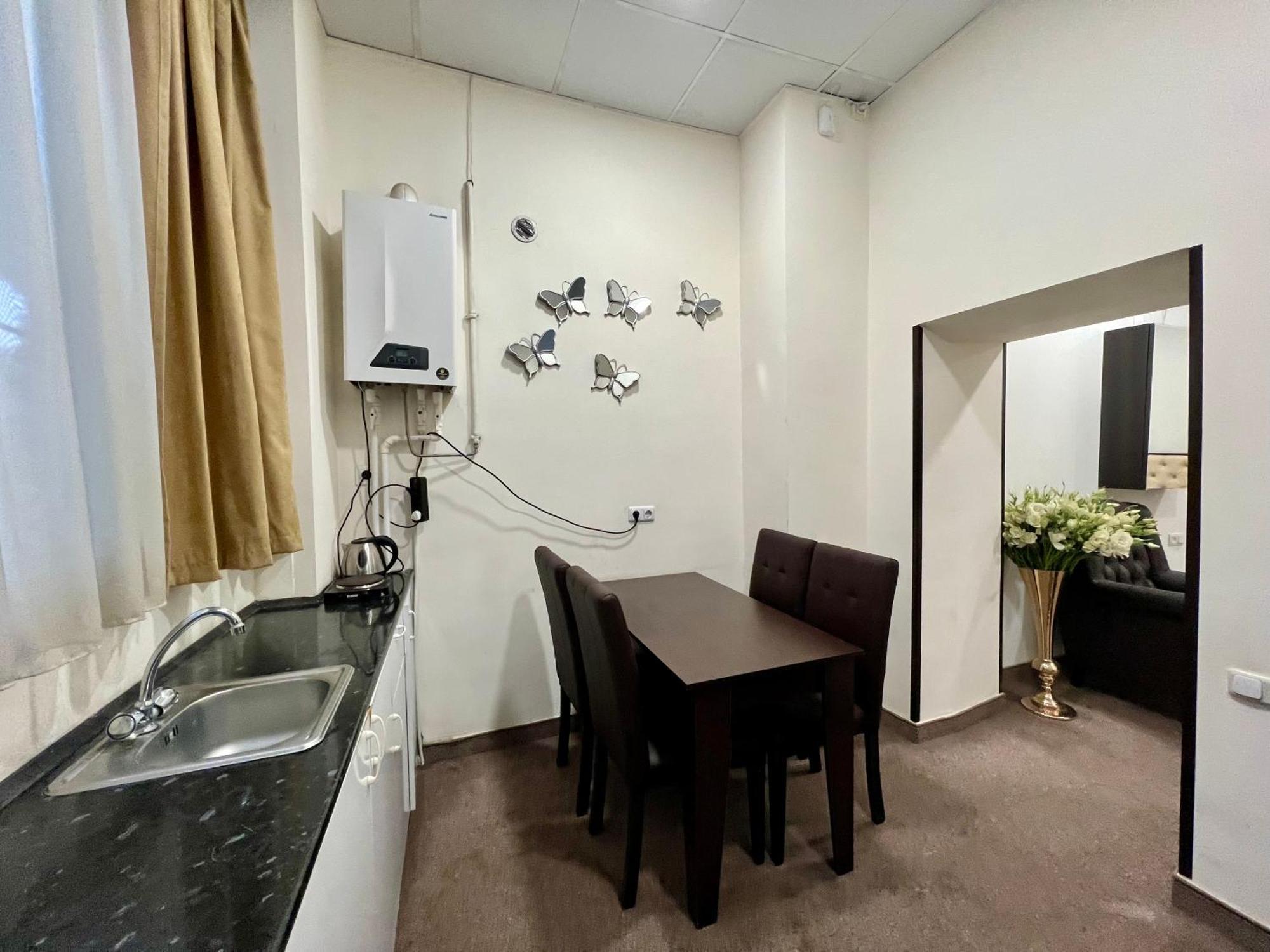 Yvn Tumanyan Apart-Hotel Yerevan Luaran gambar